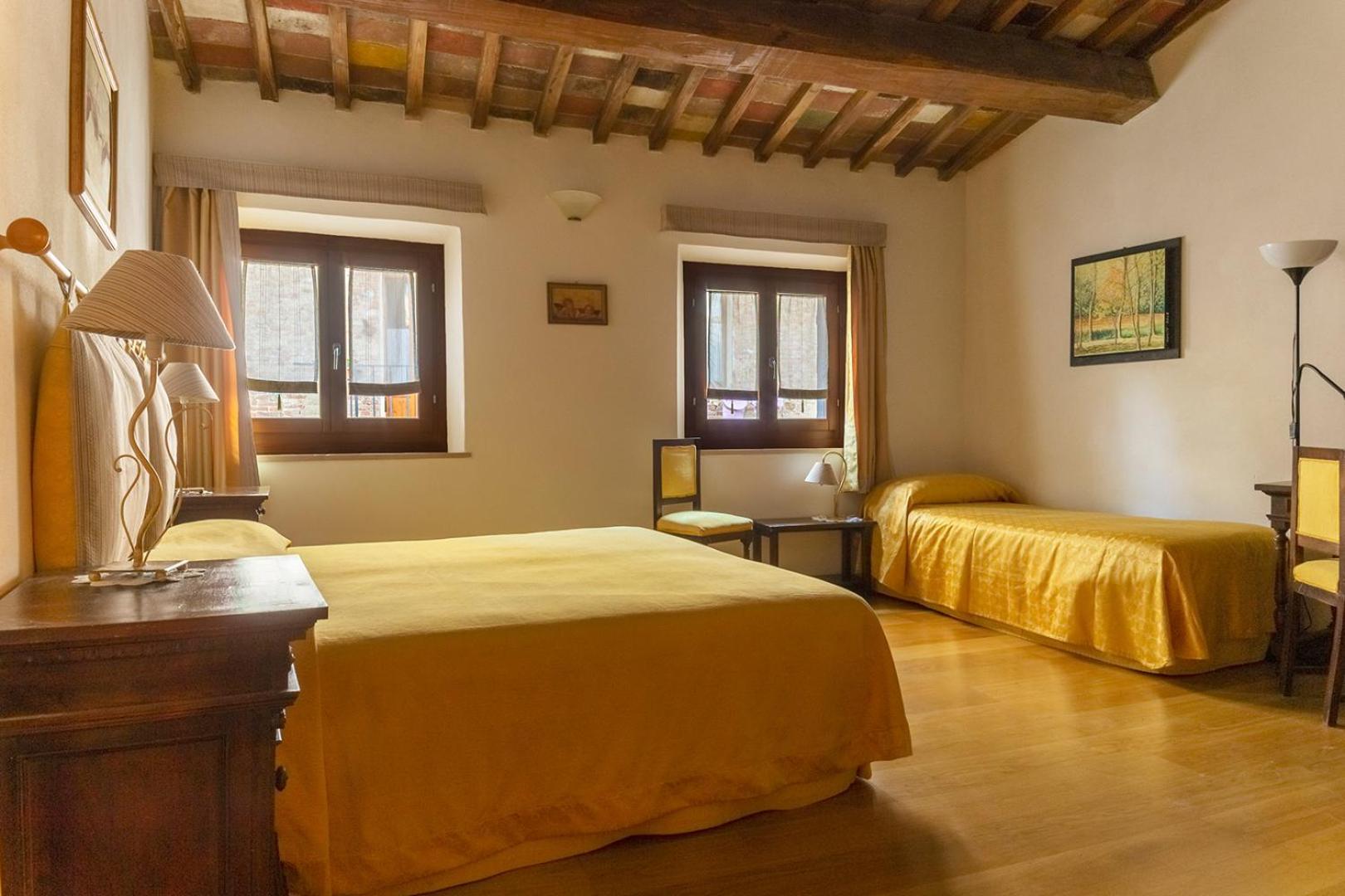 Casacenti B&B Сієна Екстер'єр фото